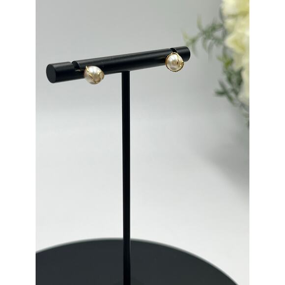 14K Yellow Gold Caged Wrapped 6mm Cream Prong Set Pearl Stud Earrings - Picture 3 of 10